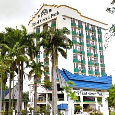 Hotel Green Park Temerloh Exterior foto