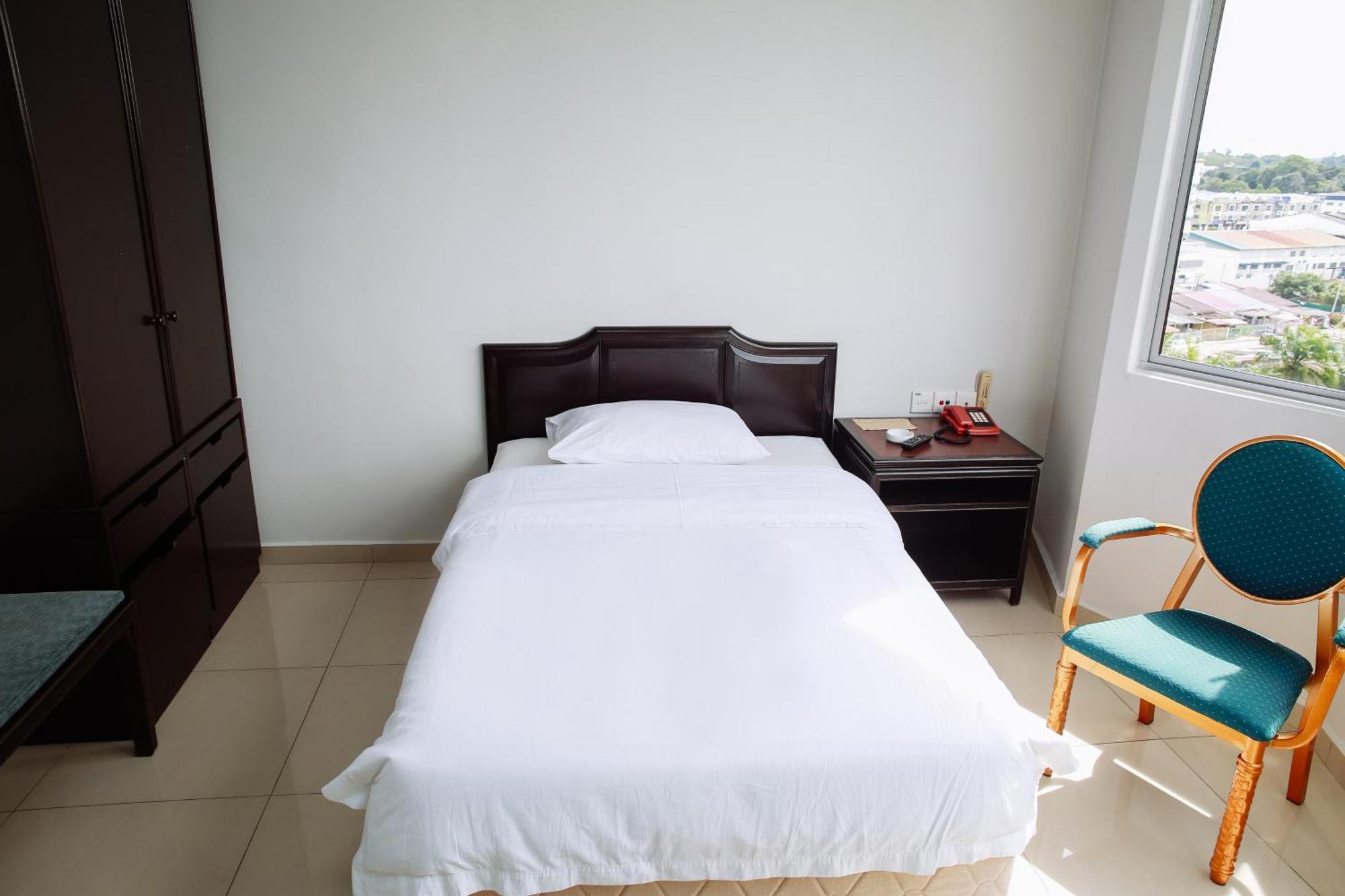 Hotel Green Park Temerloh Quarto foto