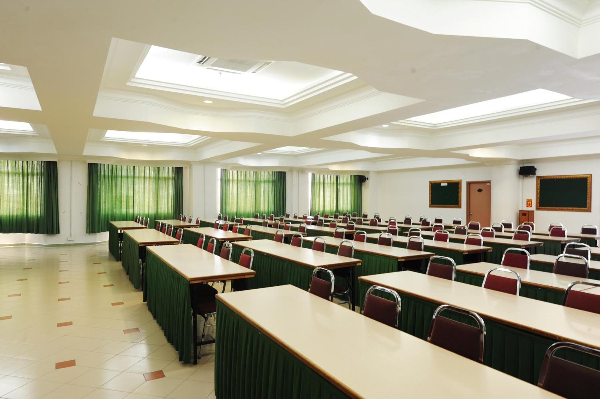 Hotel Green Park Temerloh Exterior foto
